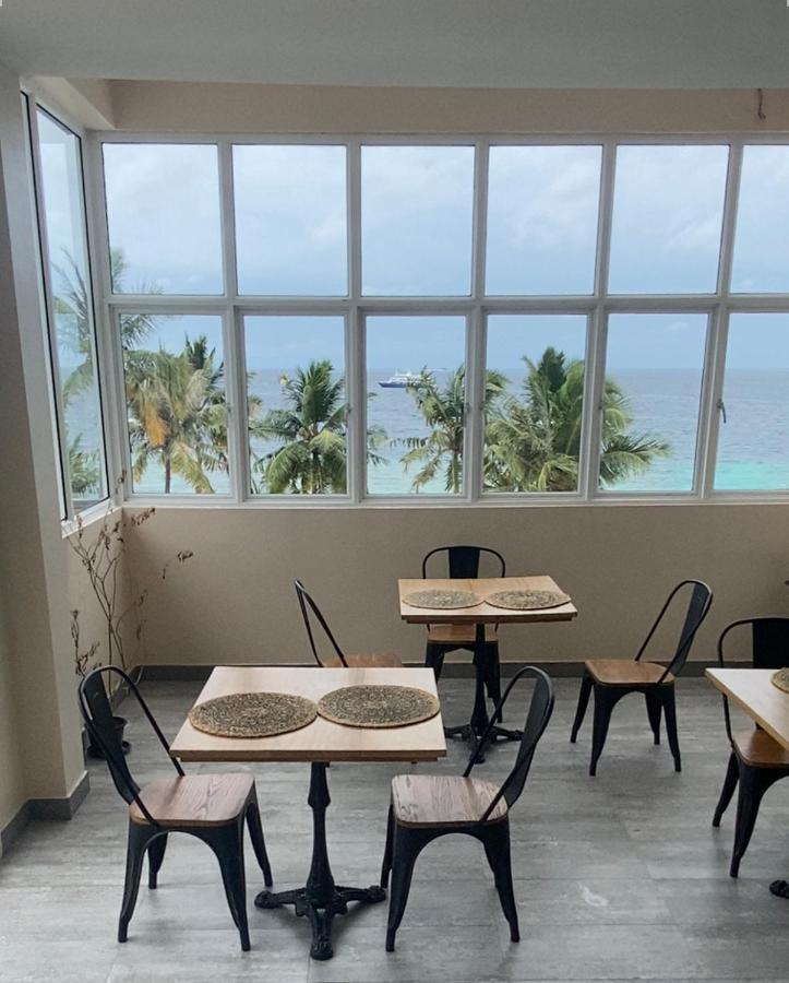 Lea Spa Hotel Maafushi Eksteriør billede